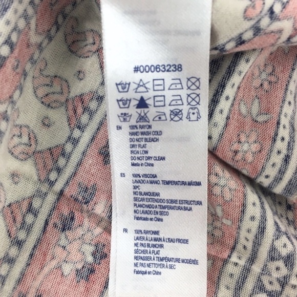 FOREVER 21 Crop Top Short Sleeve Open Back Twist Floral Southwestern Size Medium - Picture 7 of 9